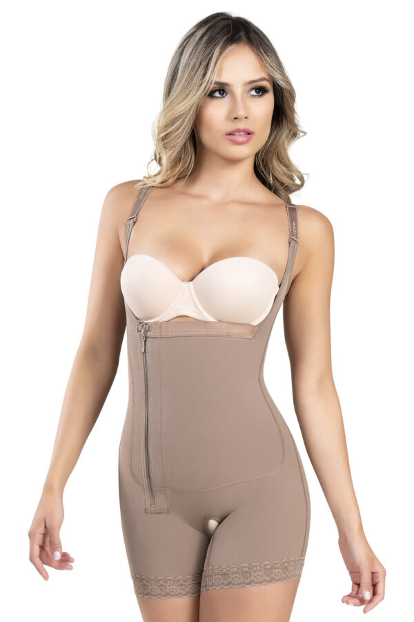 Braless compression bodysuit - Style 435 - Image 5