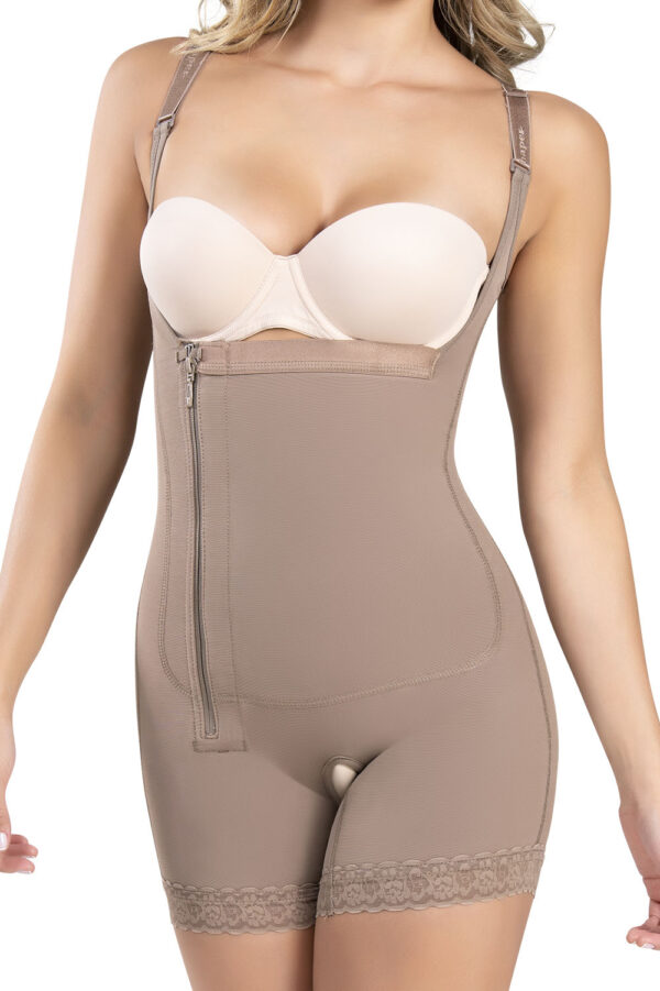 Braless compression bodysuit - Style 435 - Image 6